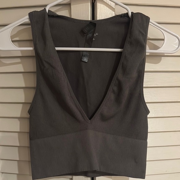 Gray Sleeveless Ribbed Top - Picture 1 of 8